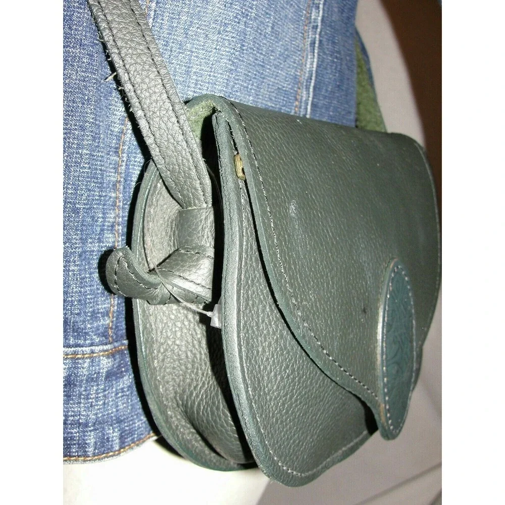 Green Pebbled Leather Celtic Knot Medallion Crossbody Saddle Shoulder Bag Small